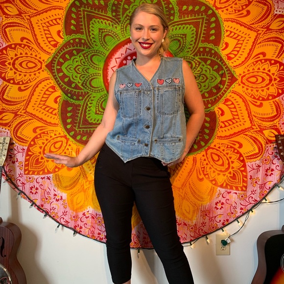 //VINTAGE// Denim Vest - Picture 2 of 5